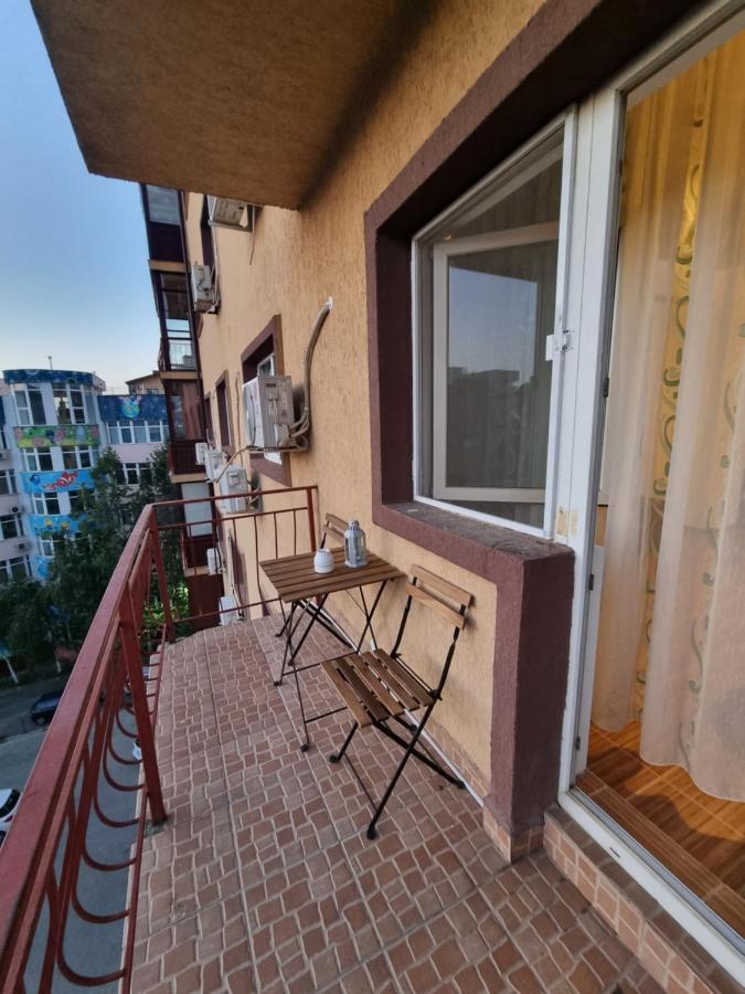 Cosy Spacious With Parking, Wi-fi, Smart-tv Netflix