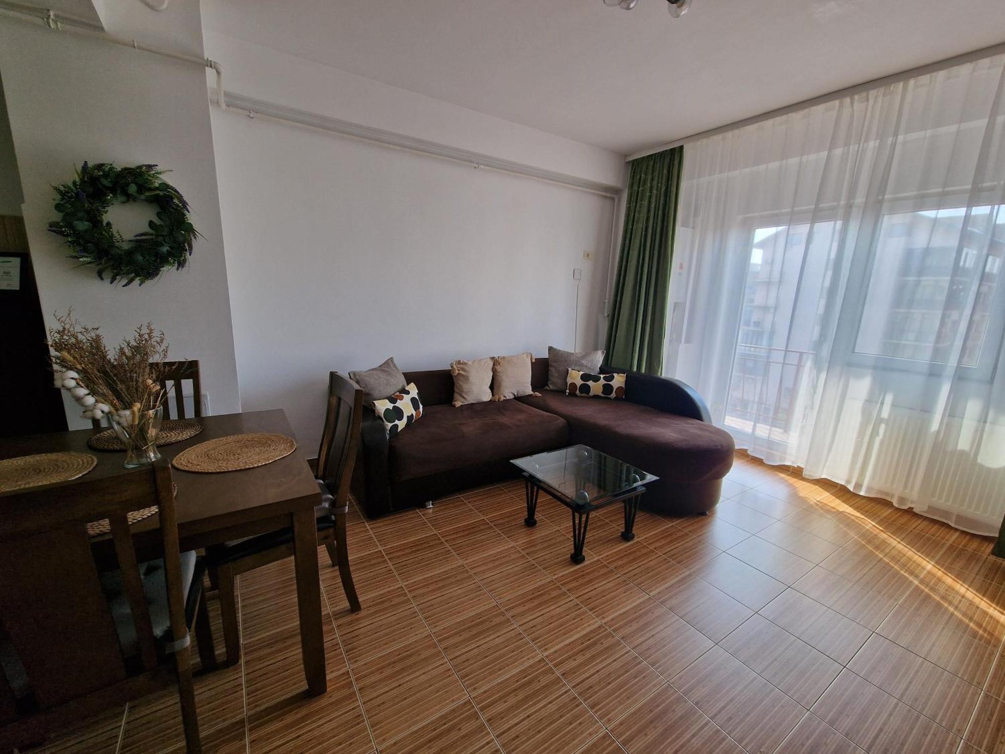 Cosy Spacious With Parking, Wi-fi, Smart-tv Netflix *