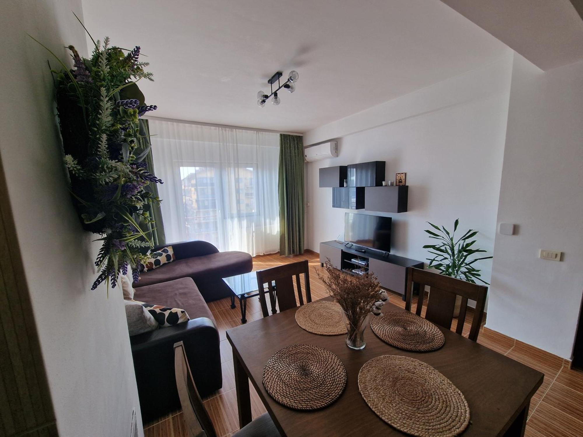 Cosy Spacious With Parking, Wi-fi, Smart-tv Netflix *